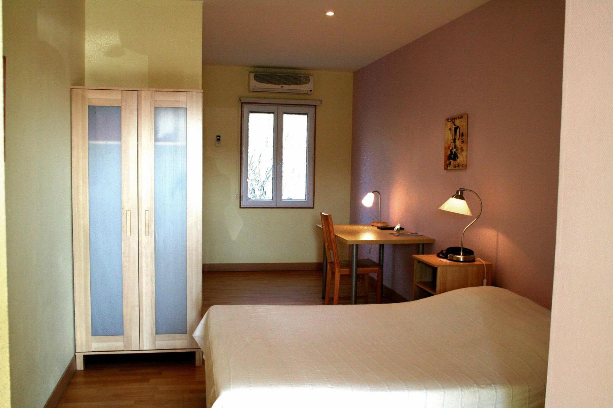 In Jungle Hotel Chassagny Exterior foto